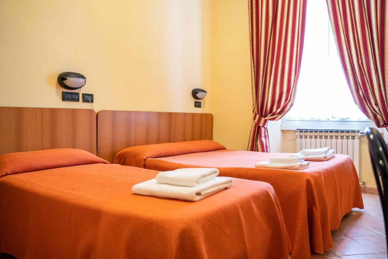 Hotel Ferrarese Roma Exterior foto