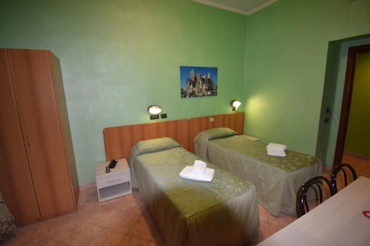 Hotel Ferrarese Roma Exterior foto
