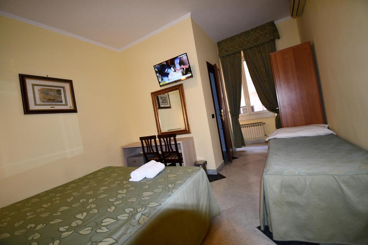 Hotel Ferrarese Roma Exterior foto