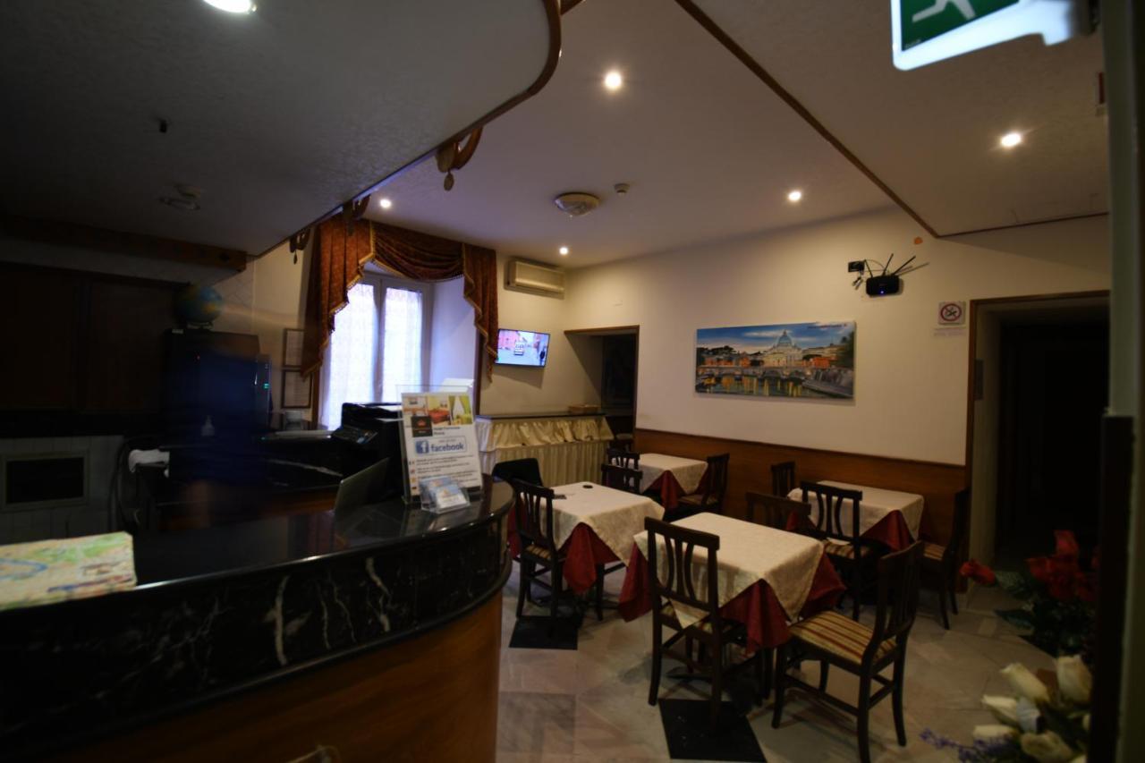 Hotel Ferrarese Roma Exterior foto